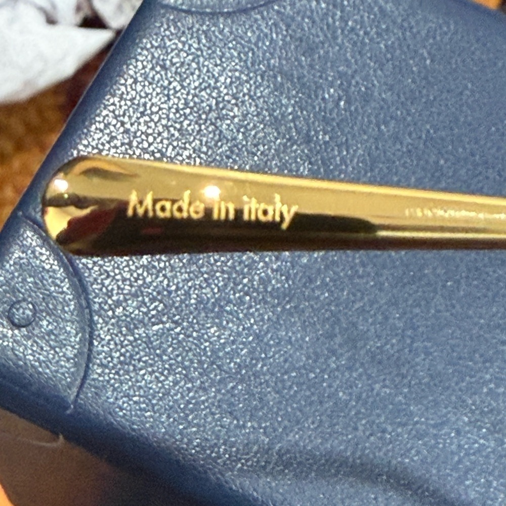 🎉Authentic Louis Vuitton: My LV Chain Round Sunglasses🎉Makes a Perfect Gift! - Picture 10 of 16